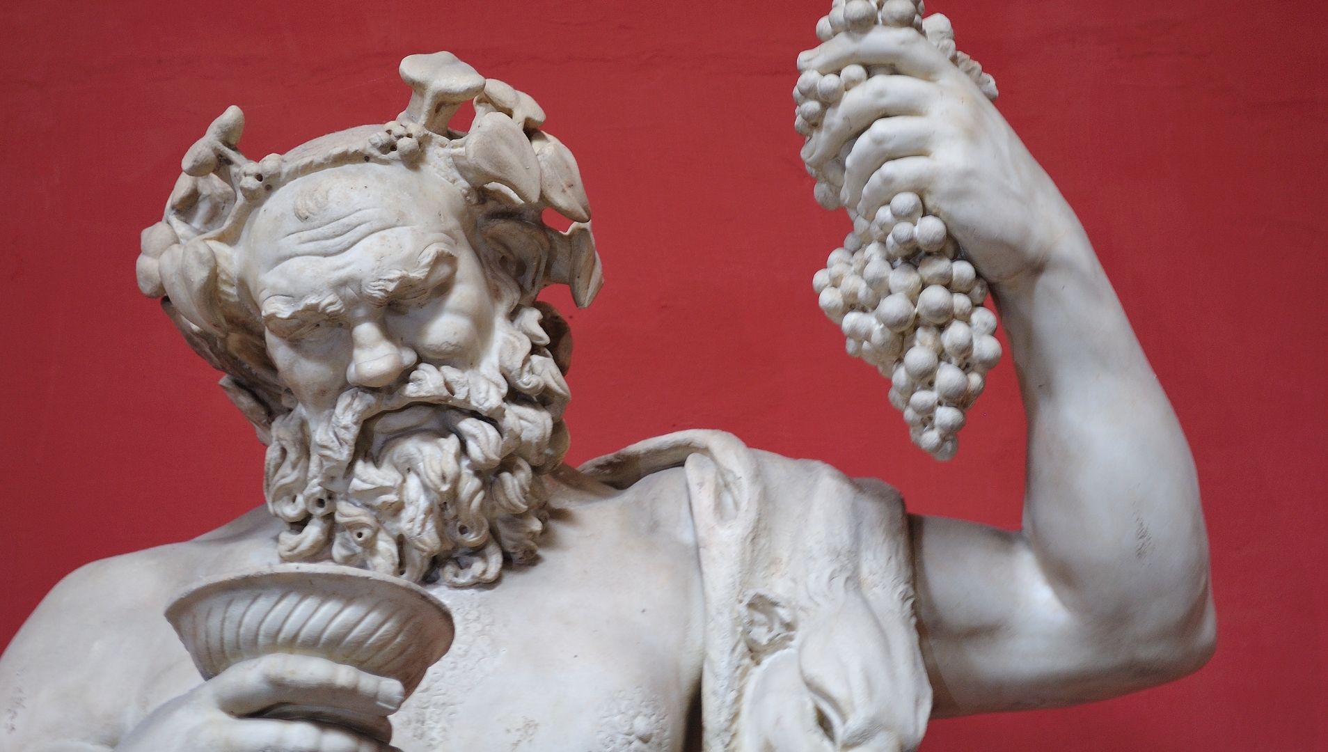 Lễ hội rượu vang được lấy cảm hứng từ vị thần Dionysus, thần rượu nho trong thần thoại Hy Lạp 
