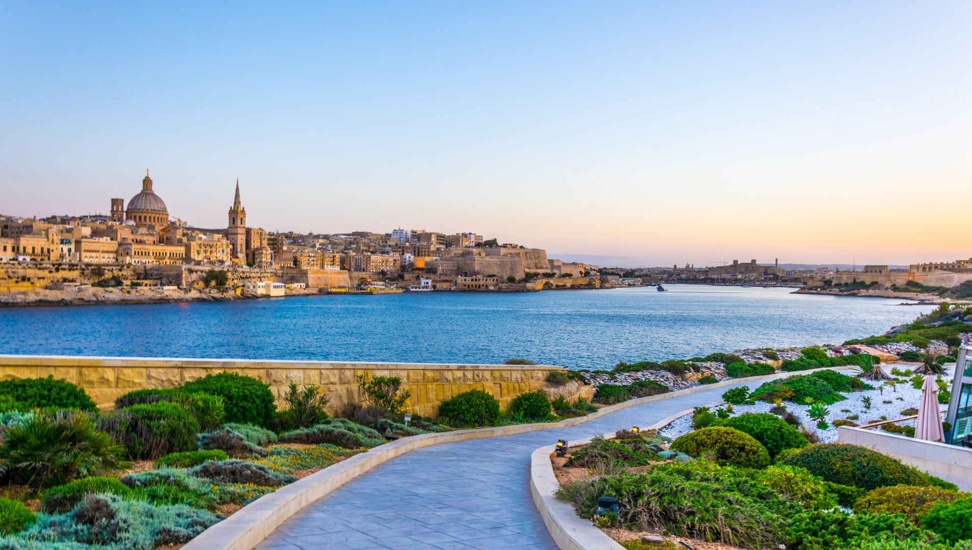 Thẻ thường trú nhân Malta mang lại cơ hội định cư hấp dẫn cho cả gia đình 3 thế hệ