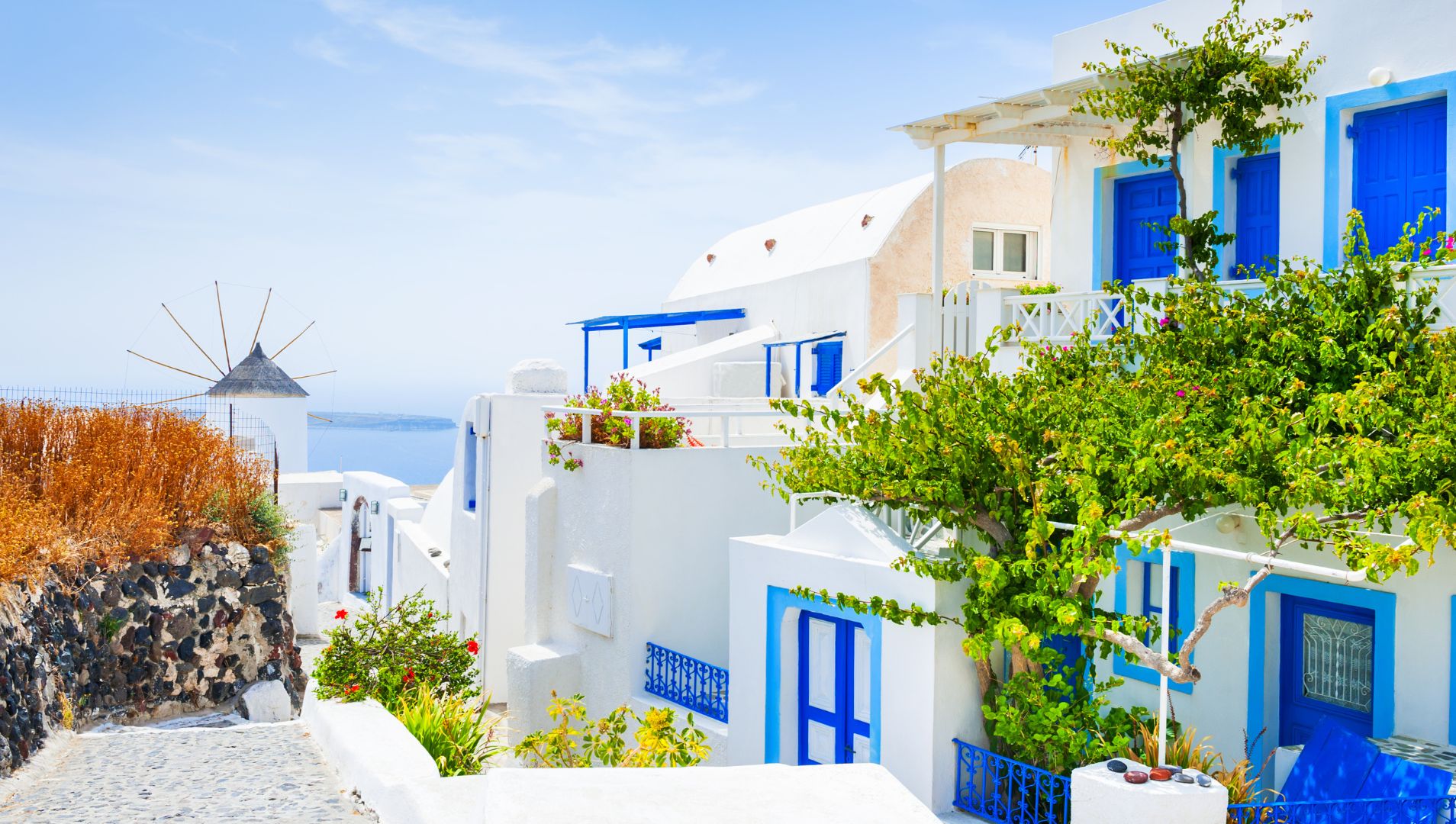 Đã có gần 1.200 triệu phú lựa chọn định cư Hy Lạp 