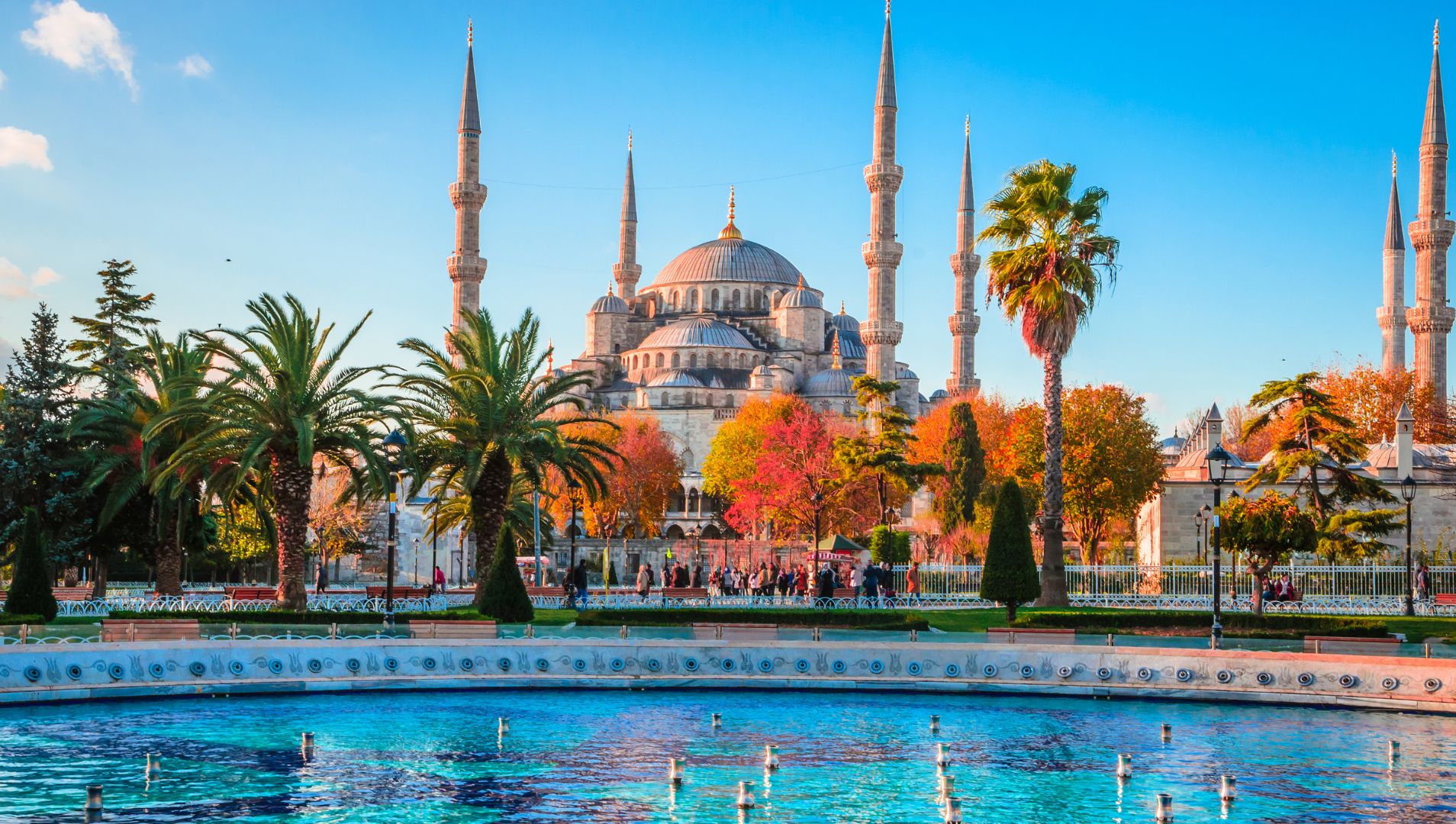 lợi thế của nhà đầu tư nắm giữ USD ở thời điểm hiện tại