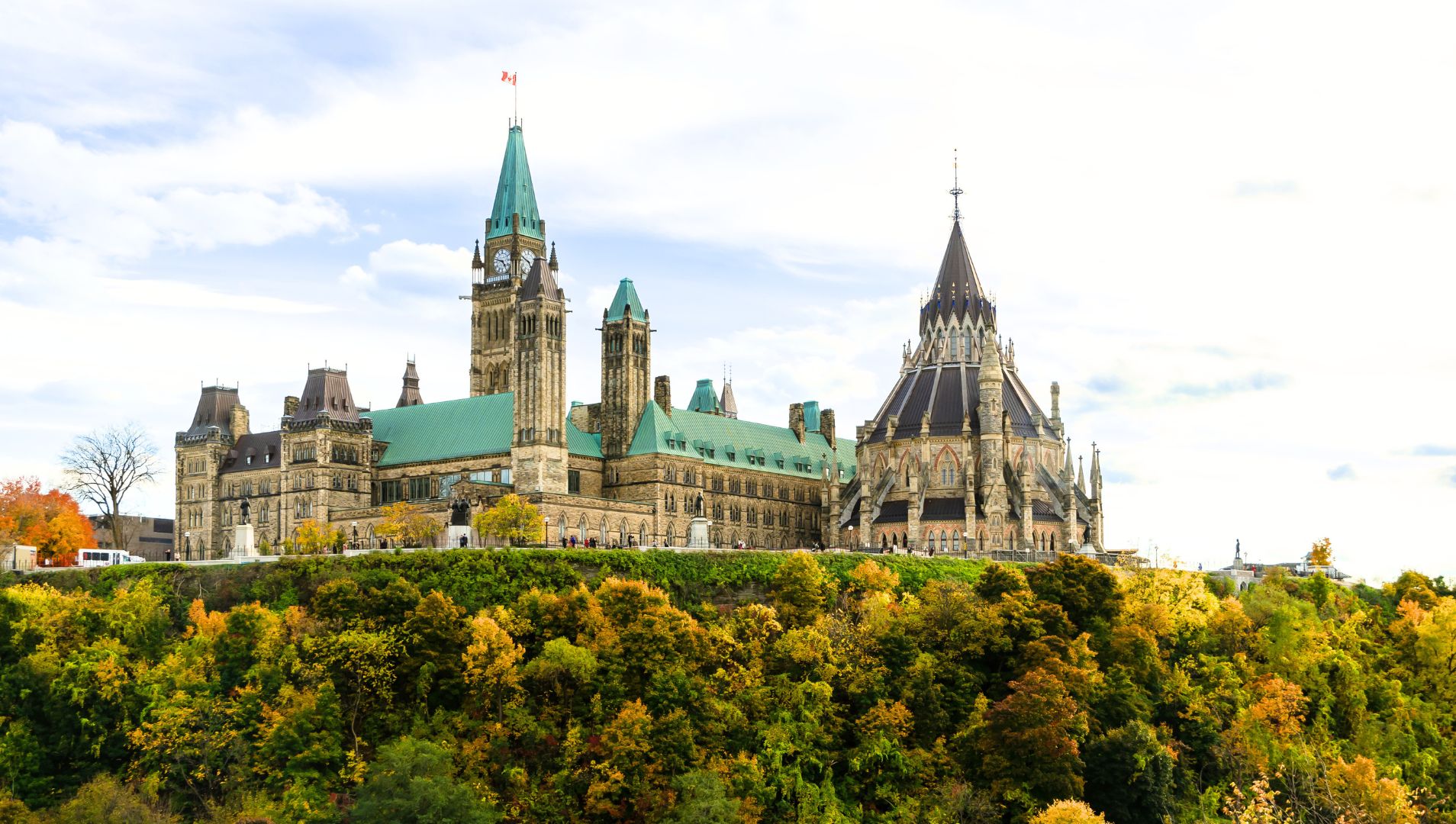 thách thức từ kế hoạch định cư canada