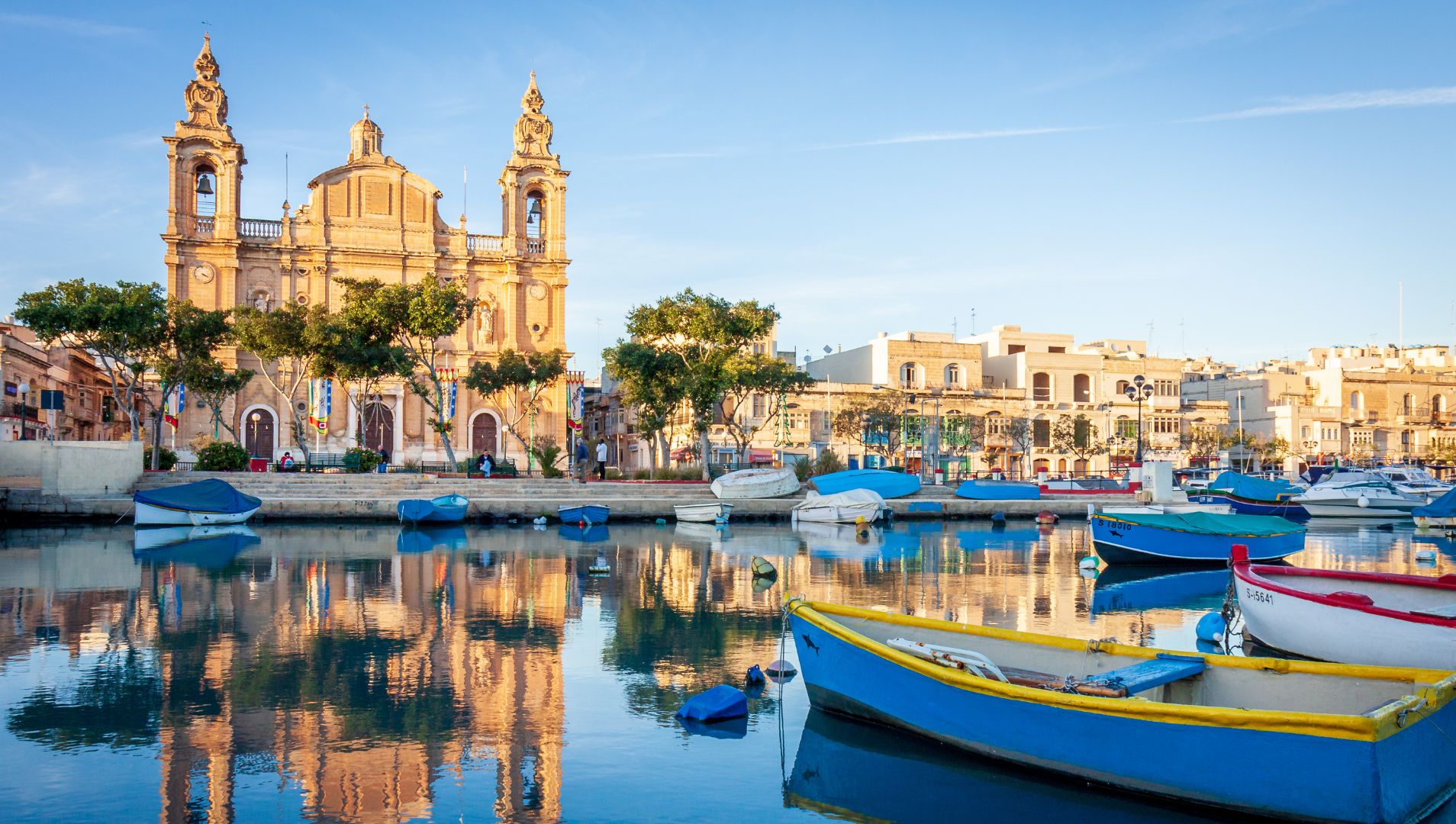 khách hàng lựa chọn malta